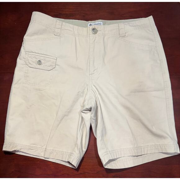 Columbia Sportswear Company Shorts Women's Size 10 Beige Tan Lightweight Cotton - Picture 1 of 8